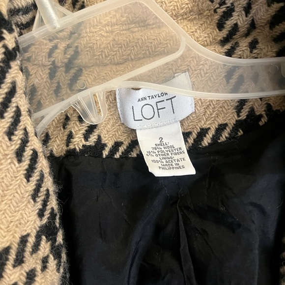 Ann Taylor LOFT Camel Black Plaid Wool Blend Coat Size 2 - Picture 3 of 6
